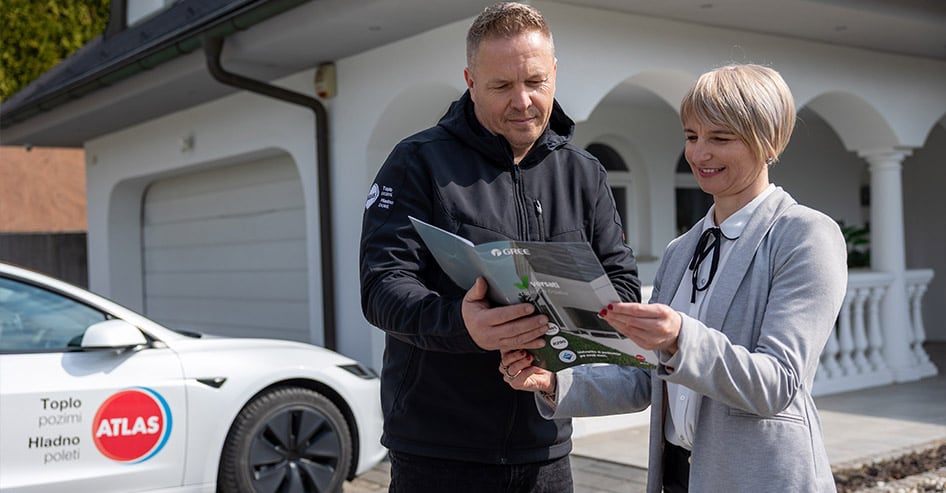 Stopite v stik z nami